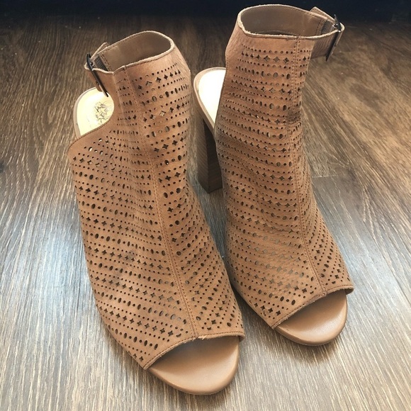 Vince Camuto Brown Open Toe Block Heels - Picture 1 of 8
